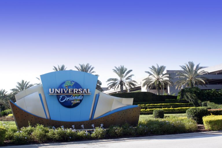 2024 Universal Orlando Parking Costs Onsite Lots, Valet & Dropoff