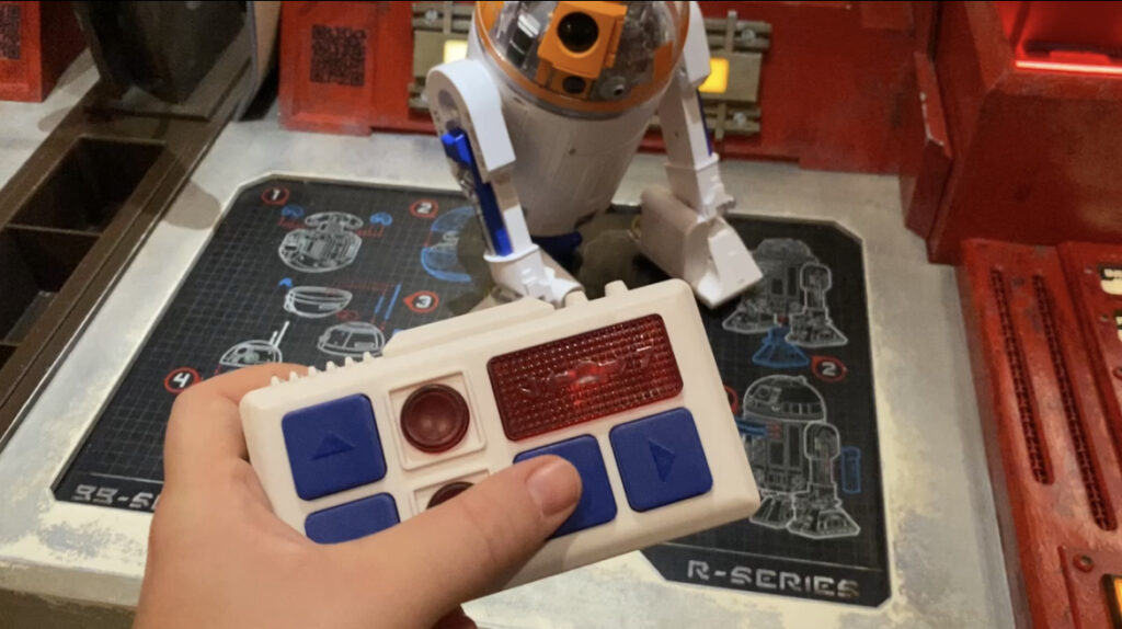 What is Galaxy's Edge Droid Depot? - How to Build a Droid Disney World