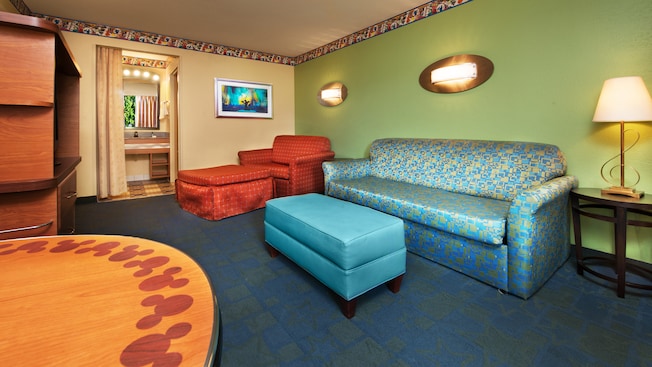 disney-family-suites-all-star-music-resort-hotels-for-large-families