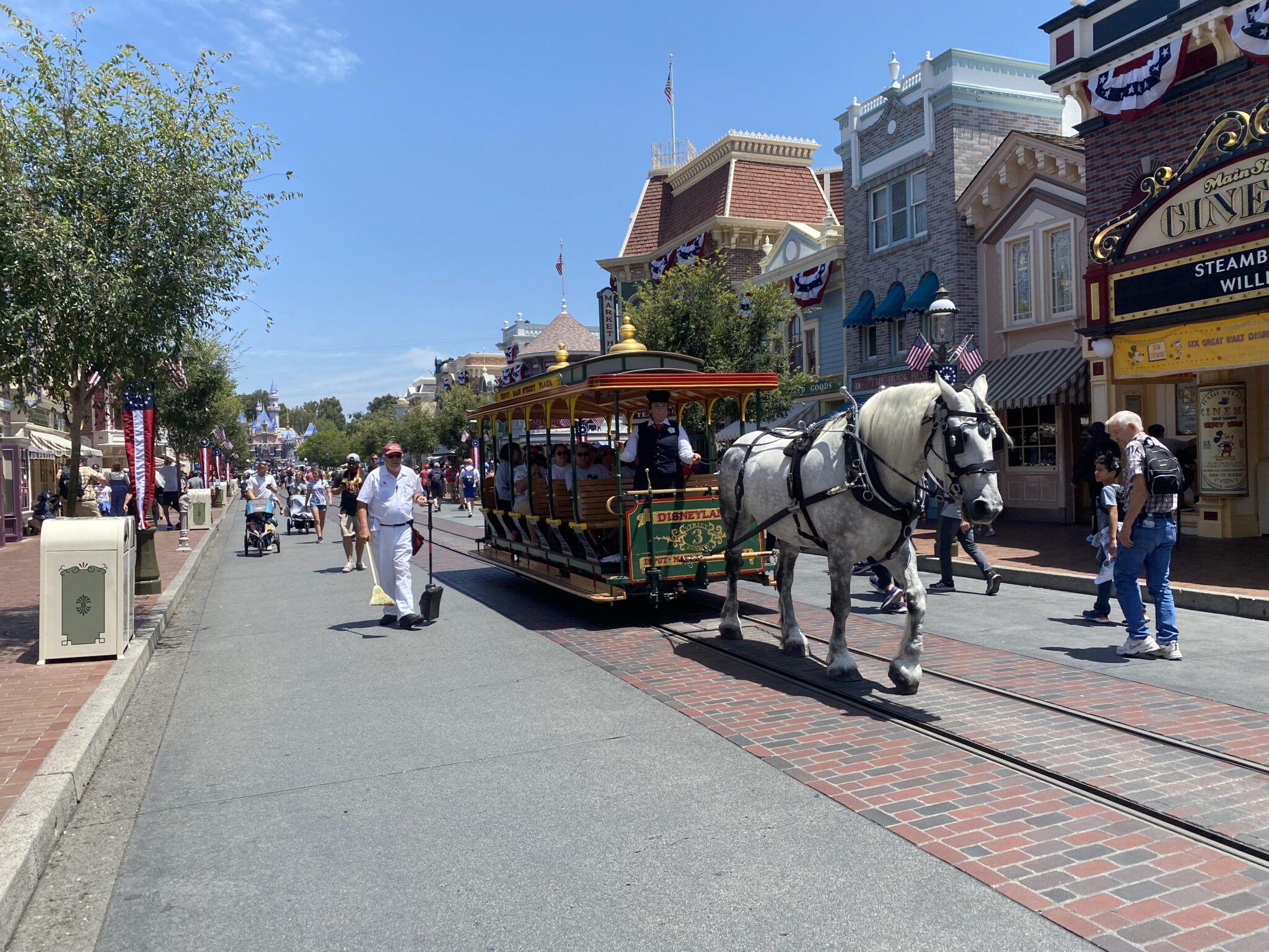 Genie Plus Disneyland 2023 A Complete Guide