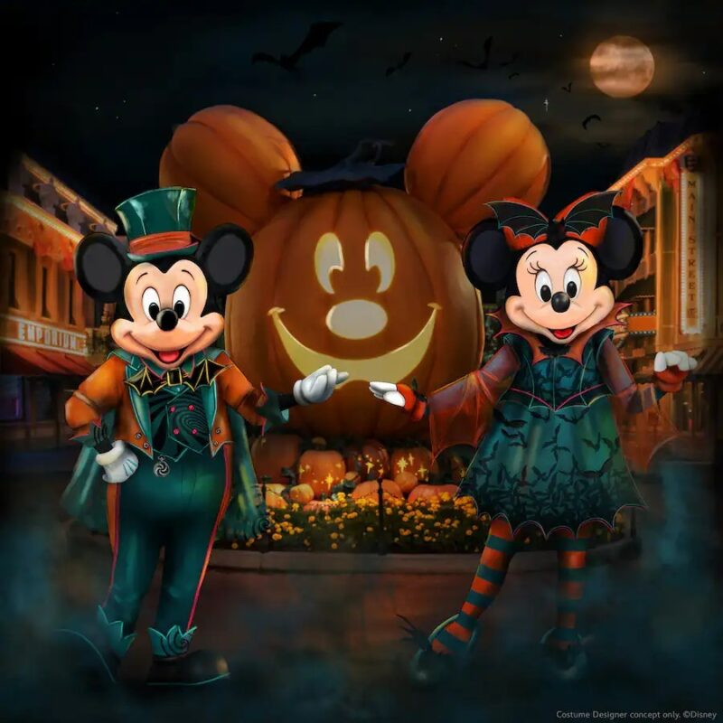 Disneyland-new-halloween-character-costumes