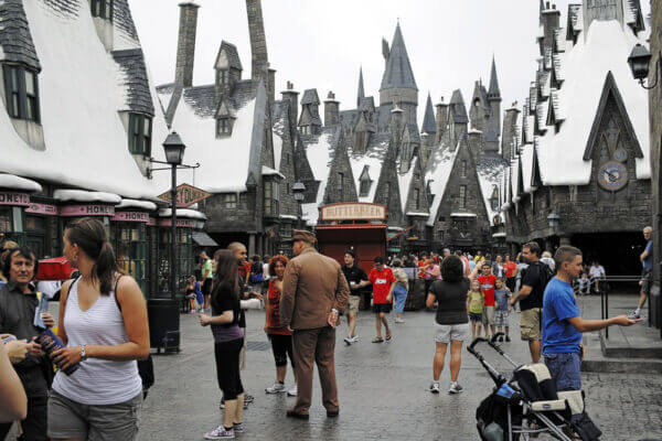 The Best Day of the Week to Visit Universal Studios Orlando & Best Time