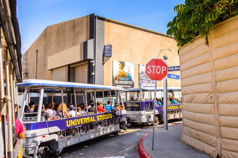 universal vip tour guide tip