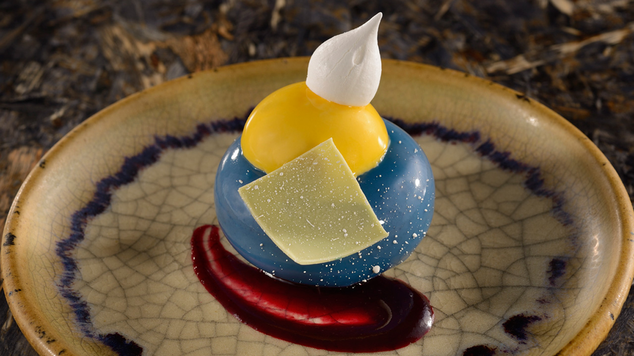 blueberry-cream-cheese-mousse-disney-world-dessert
