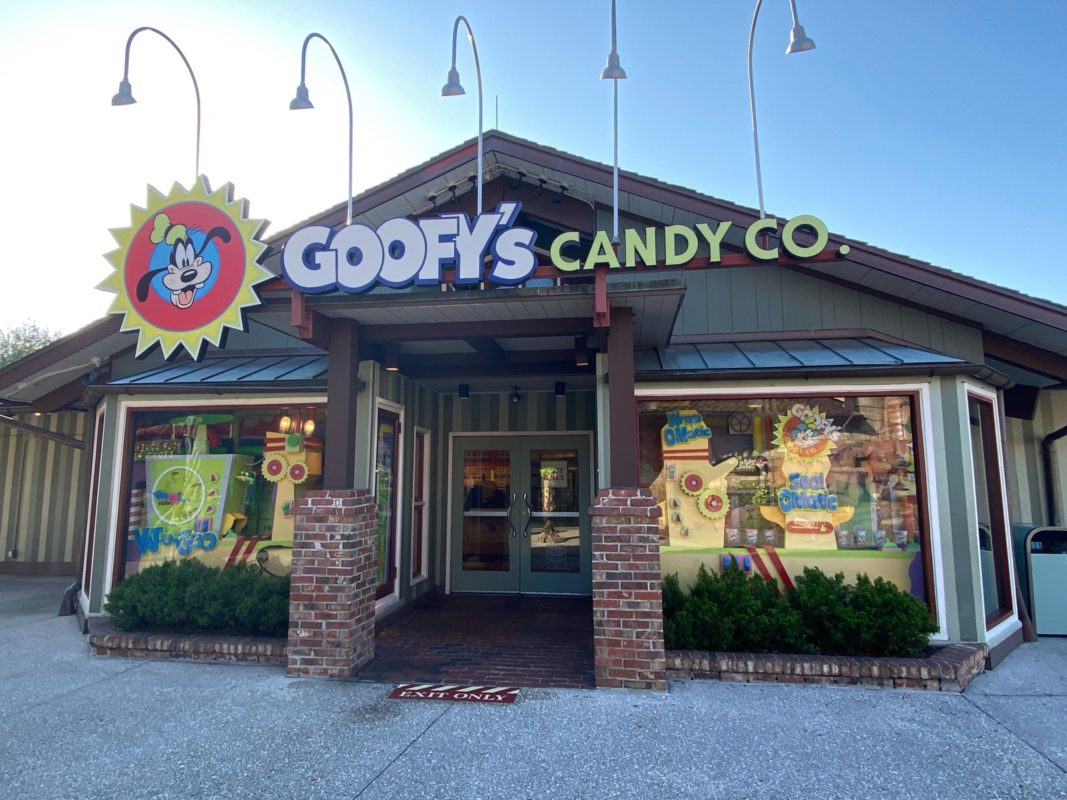 goofys-candy-co-disney-springs-dessert-places